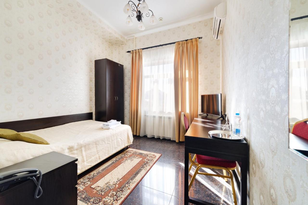 Hitrovka Hotel Moscow Luaran gambar